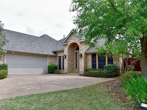 3rd image of 4909 Witten Park Way