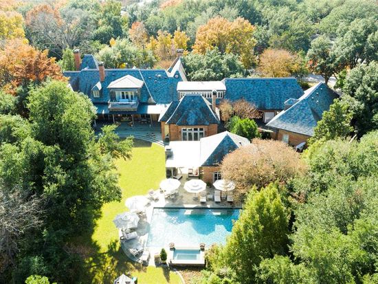 6800 Hunters Glen Rd Dallas Tx 755 Zillow