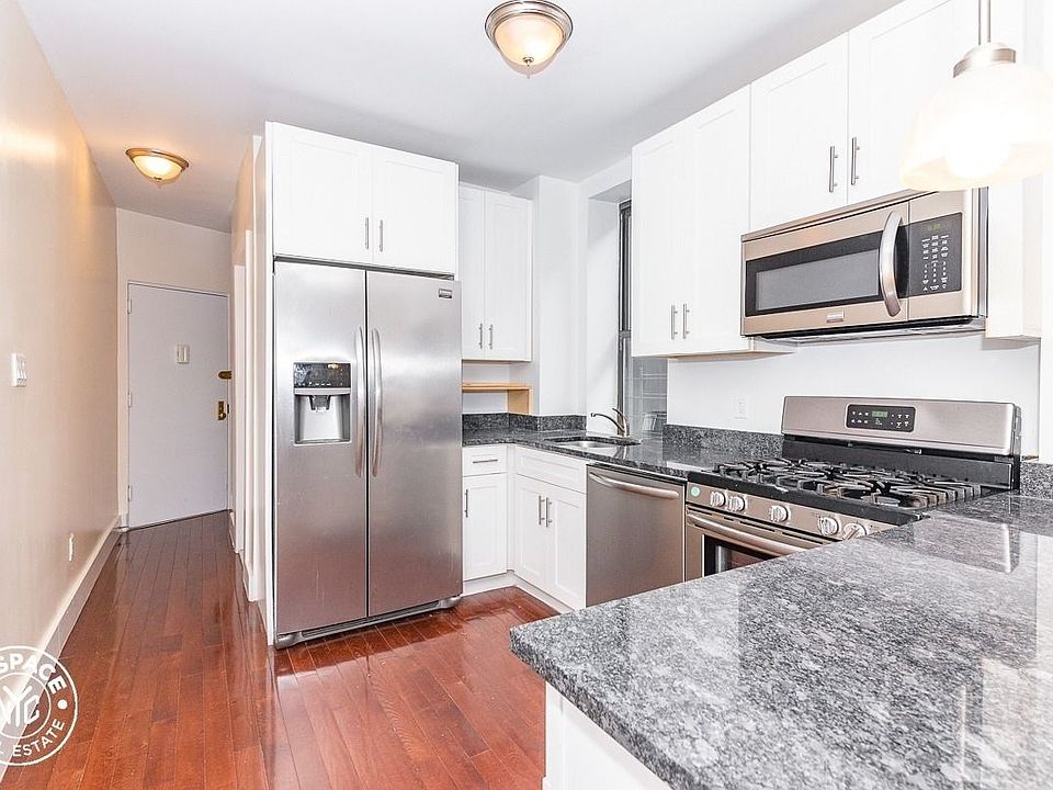 1st image of 223 Bainbridge St #U1