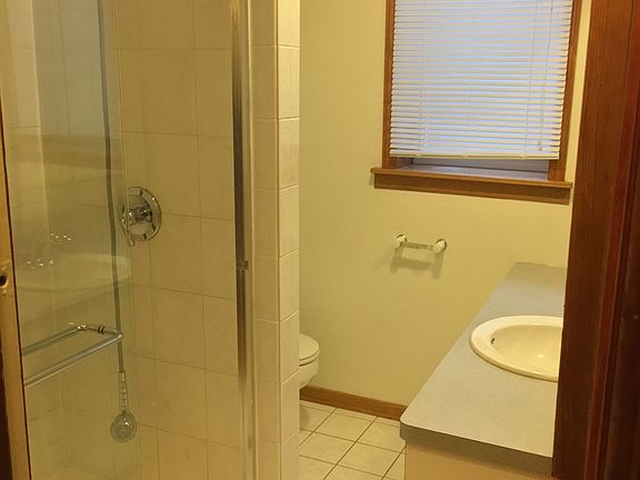 4th image of 2624 W Walton St #1