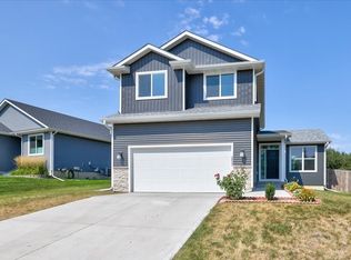 2452 E Kenyon Ave, Des Moines, IA 50320