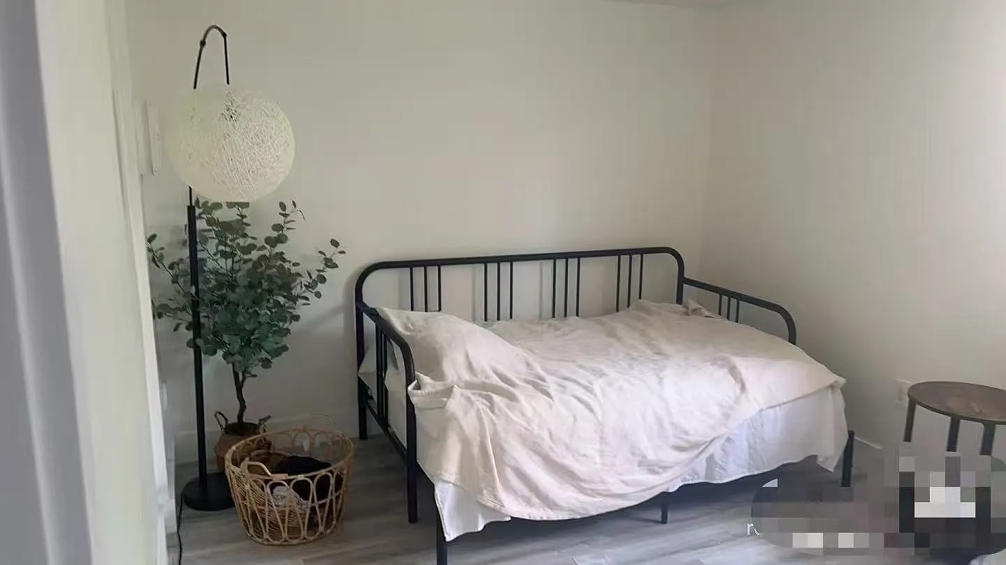 1 bed, 850 sqft, $2,150 — Photo 4