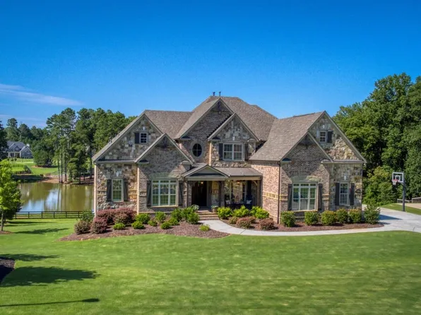 17223 Barberry Rd, Milton, GA 30004