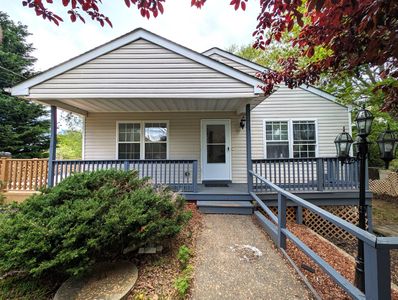 64 Locust Dr, Mastic Beach, NY, 11951
