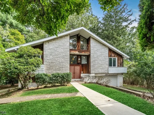 15 High Ct, Little Falls Twp., NJ 07424