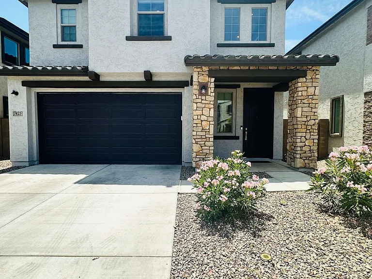 7425 W Nicolet Ave — Photo 25