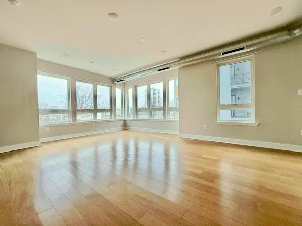 3210 Capri Dr, Philadelphia, PA