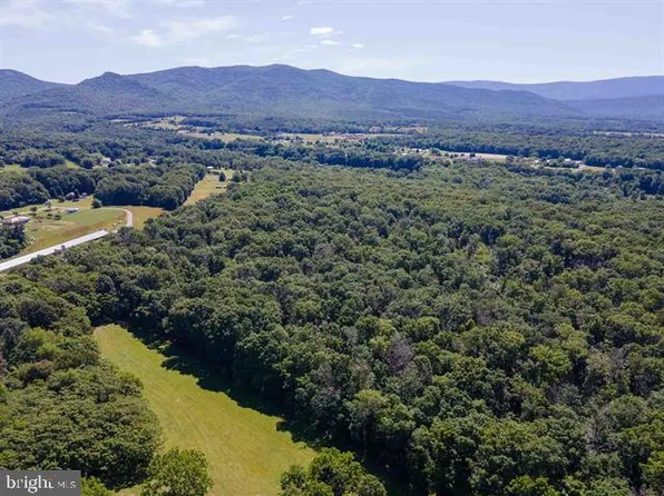 Verbena Rd, Shenandoah, VA 22849