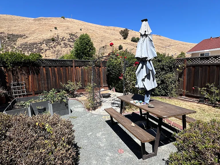66 Snyder Way — Photo 19