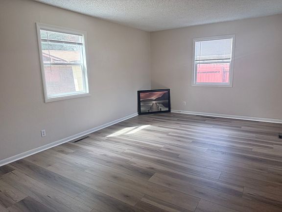 4th image of 722 N 31st St