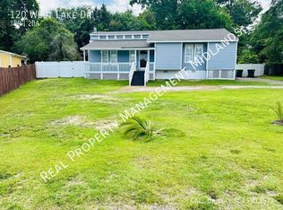 120 W Lake Dr, Lexington, SC 29073