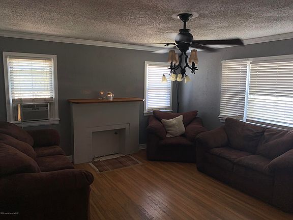 4th image of 900 S Fannin St