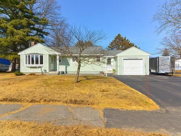 428 Oak St, Shrewsbury, MA 01545