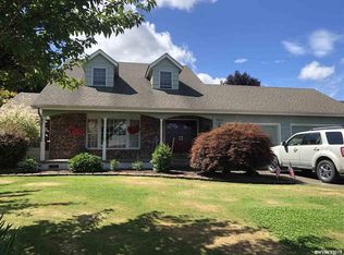 1033 SE Academy St, Dallas, OR 97338