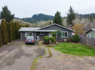 1208 SE Locust St, Oakland, OR 97462