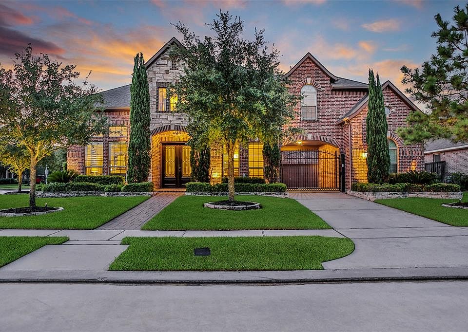 1st image of 27114 Canyon Dew Ln