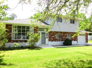 38 Vivian Ct, Howell, NJ 07731