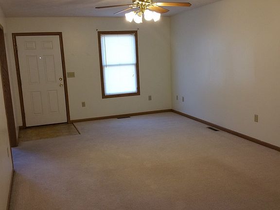 5th image of 408-428 S Washington St