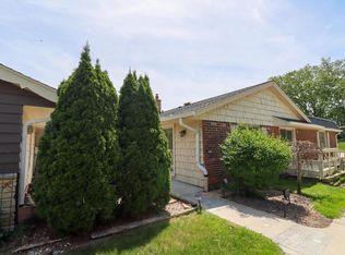 Woodbridge Village, Milwaukee, WI 53221