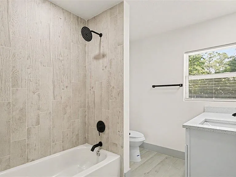 1109 NW 14th Ave — Photo 18