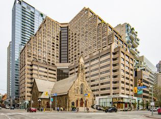 175 Cumberland St #1502, Toronto, ON M5R3M9