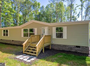 260 Falcon Ln, Carnesville, GA 30521