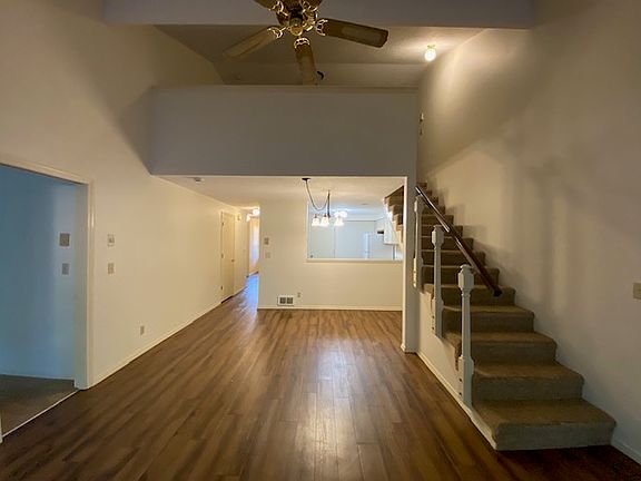 3rd image of 6125 Woodside Dr SE