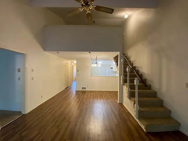 6125 Woodside Dr SE — Photo 3