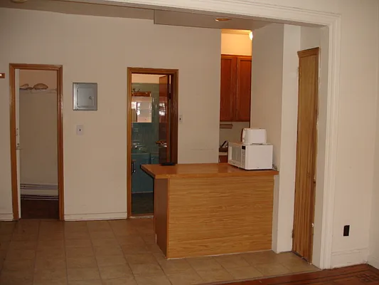 Rented by Frank Valvo Real Estate | media 24