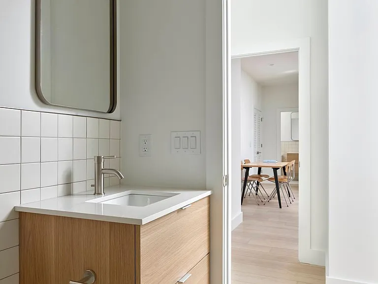2406 Frankford Ave #8 — Photo 5
