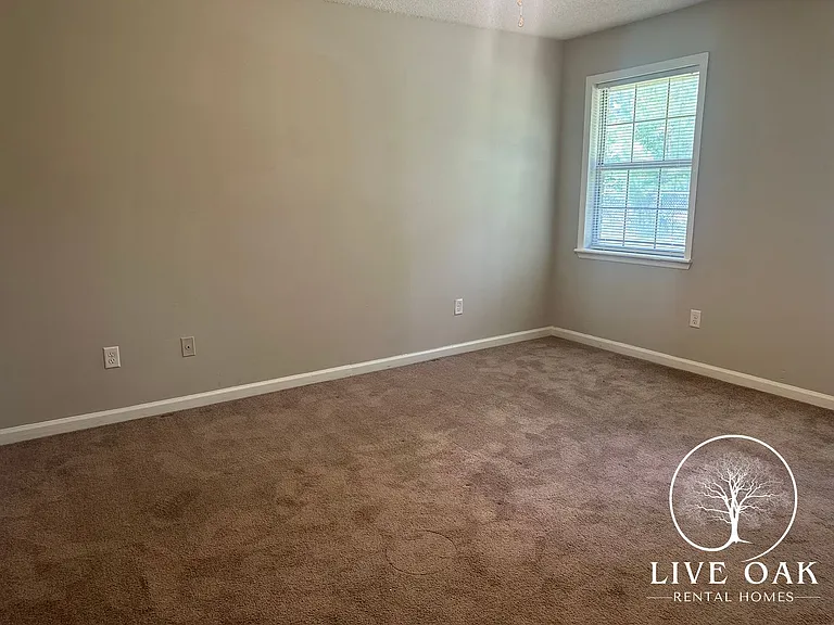 997 Ridgeland Dr — Photo 10