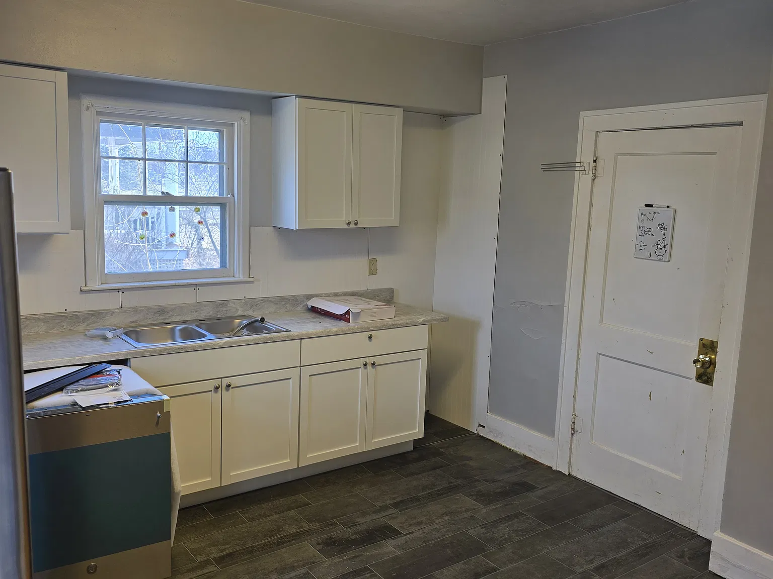 4 bed, $1,920 — Photo 3