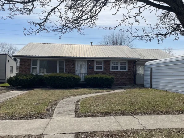 739 H St NE, Linton, IN 47441