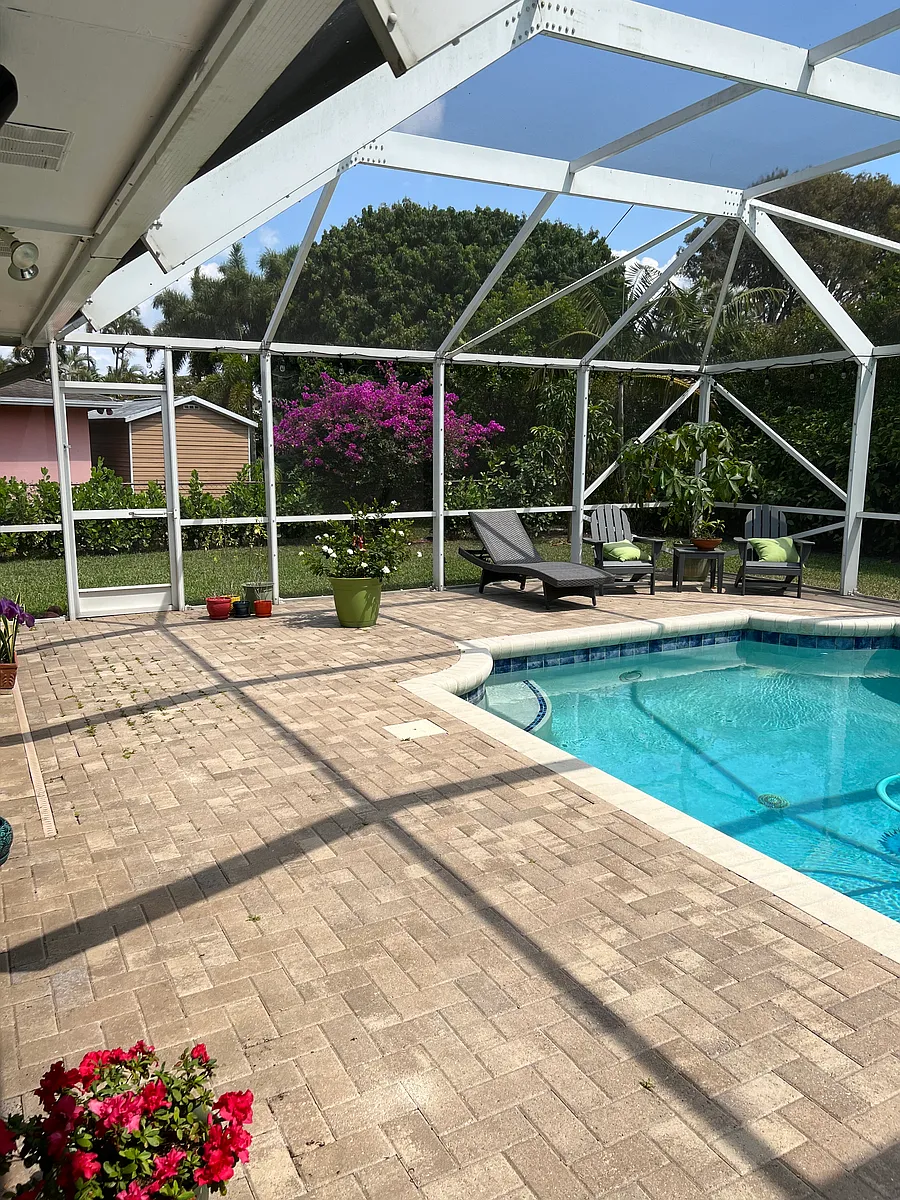 Building Photo - 1680 SW 54th Ter