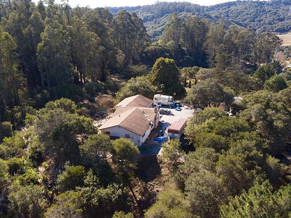 2nd image of 16450 Woodland Hill Ln