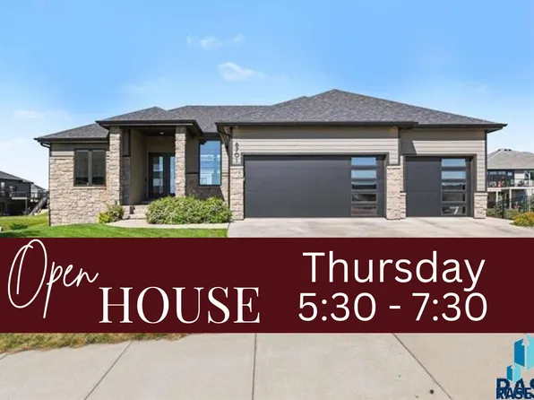 6701 E Spitfire Cir, Sioux Falls, SD 57110