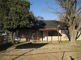 2nd image of 427 Hollyvale Dr #77