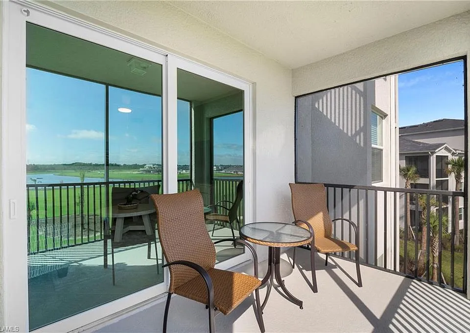 15285 Green Acres Ave #433