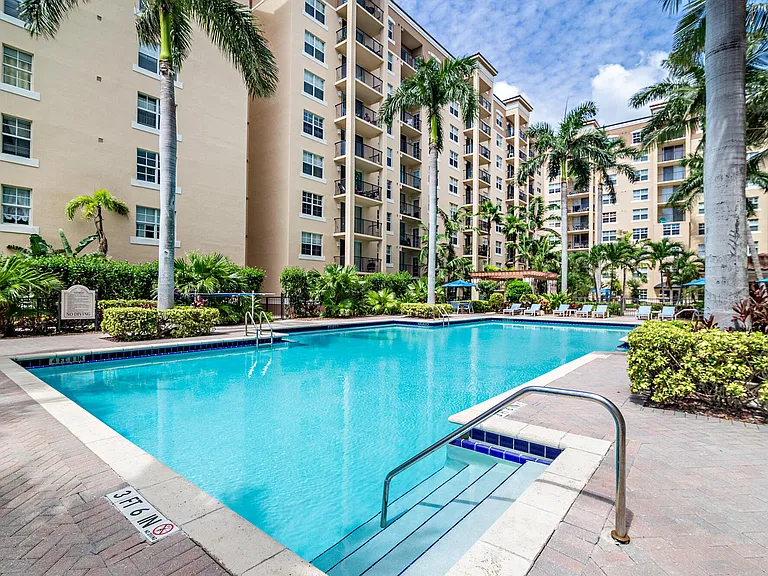 1801 N Flagler Dr #803 — Photo 16