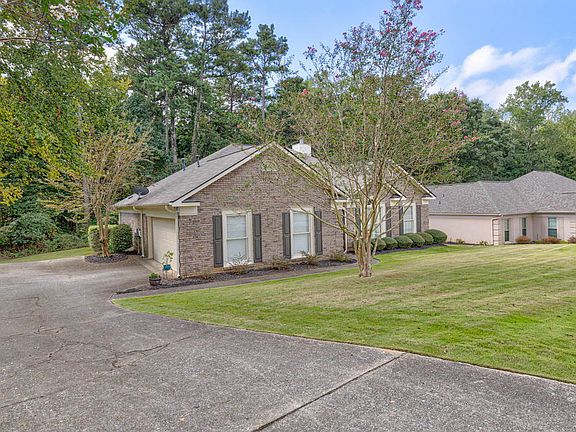 2nd image of 6183 Independence Dr
