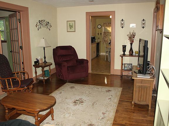 3rd image of 1502 N 14th Ave