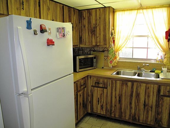 5th image of 5289 Lakefront Blvd APT A