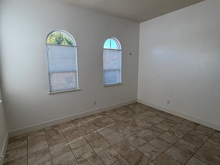 1262 Mirassou Dr — Photo 10