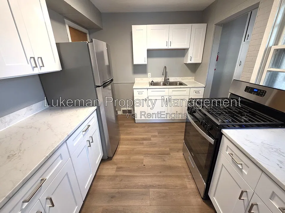 912 Roseland Ave #910