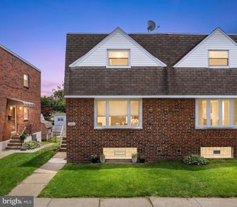15063 London Rd, Philadelphia, PA, 19116