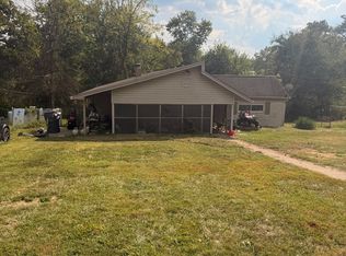 471 Hilltop Rd, Covington, KY 41015