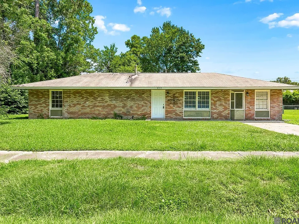 8977 Nolen Dr