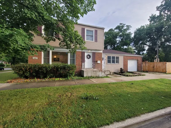 6156 N Kedvale Ave, Chicago, IL 60646
