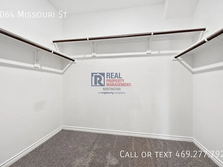 2064 Missouri St — Photo 27
