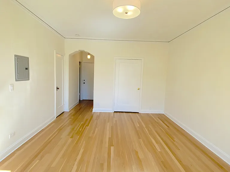 640 Mason — Photo 11